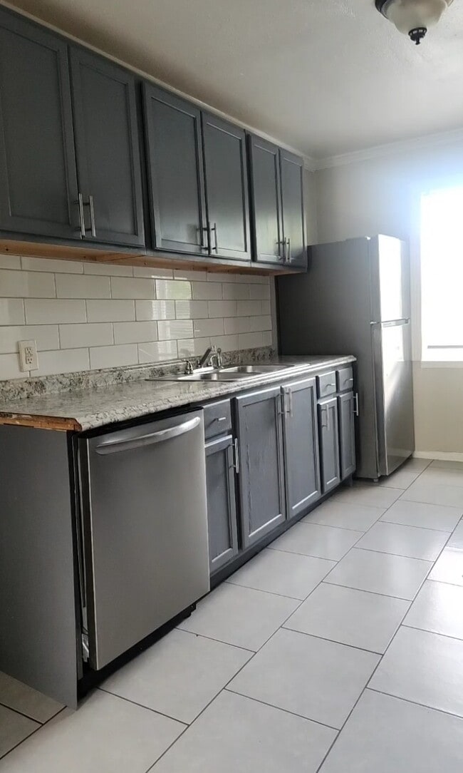 property at 4918 Airport Blvd