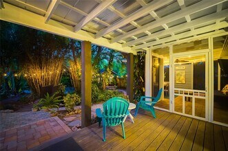 426 Eagles Nest Ln in Sarasota, FL - Building Photo - Building Photo