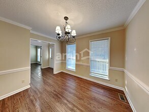 1255 Hawthorne Dr in Indian Trail, NC - Foto de edificio - Building Photo