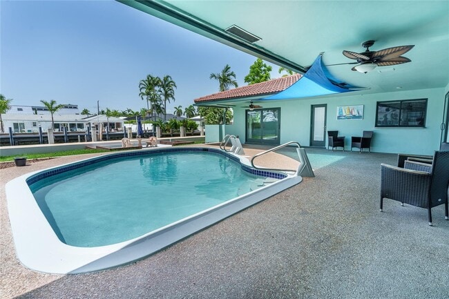 property at 3080 NE 43rd St