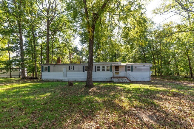 property at 252 Bluff Ln