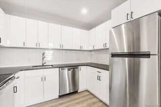 49 Beekman Ave in Sleepy Hollow, NY - Building Photo - Building Photo