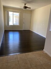 216 W Verdugo Ave, Unit E in Burbank, CA - Foto de edificio - Building Photo