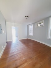 261 Stegman St, Unit 1 in Jersey City, NJ - Building Photo - Building Photo