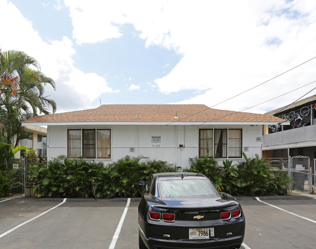 94-823 Awanei St in Waipahu, HI - Foto de edificio - Building Photo