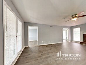 91 Stratford Dr in Douglasville, GA - Building Photo - Building Photo