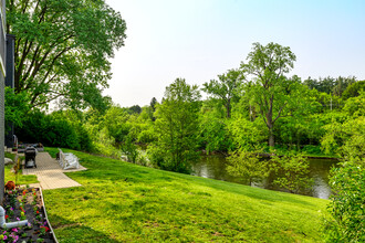 Huron River Flats in Ann Arbor, MI - Building Photo - Building Photo