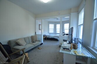 17 Bowers Ln in Chatham, NJ - Building Photo - Building Photo