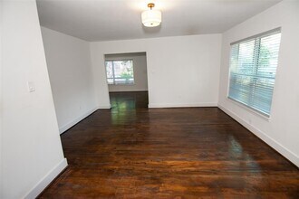 4915 Jackson St in Houston, TX - Building Photo - Building Photo