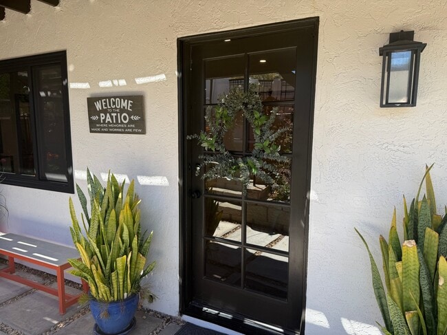 234 Spanish Spur, Unit 1