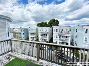 26 Taft St, Unit 2 in Boston, MA - Building Photo - Building Photo