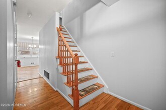 11 Applebey St in Eatontown, NJ - Building Photo - Building Photo