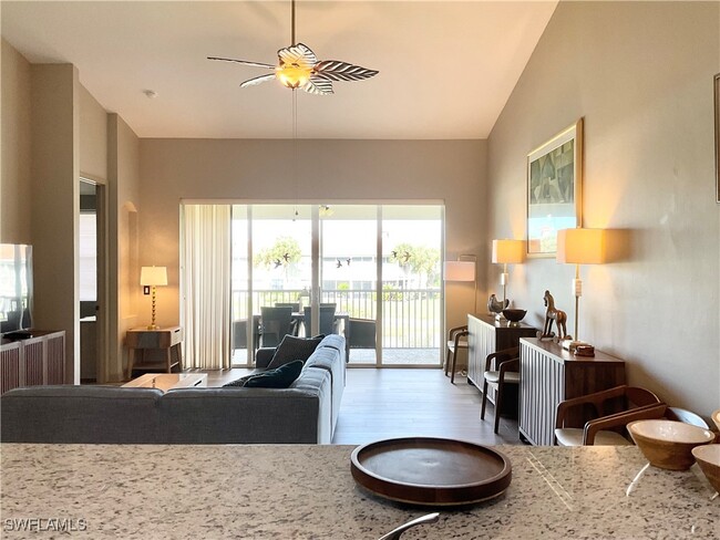 property at 3060 Horizon Ln