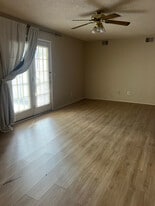 743 Coventry Ln in Florence, SC - Building Photo