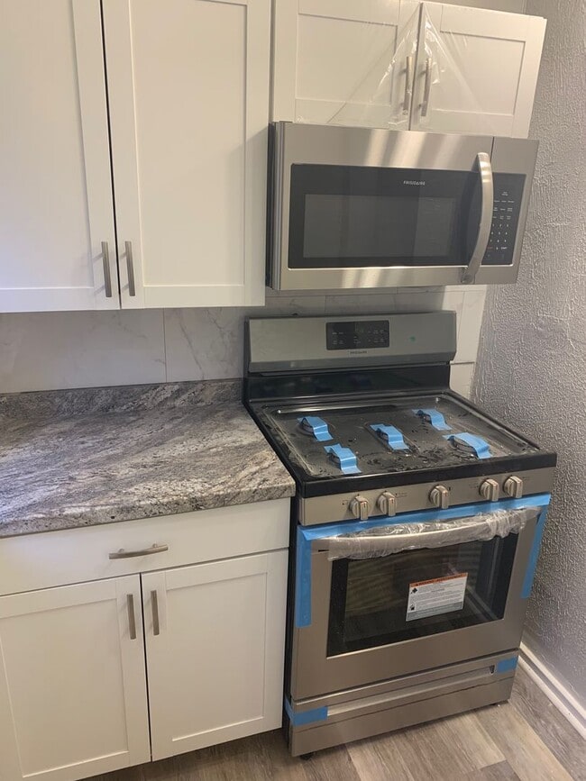 property at 906 Gibson St