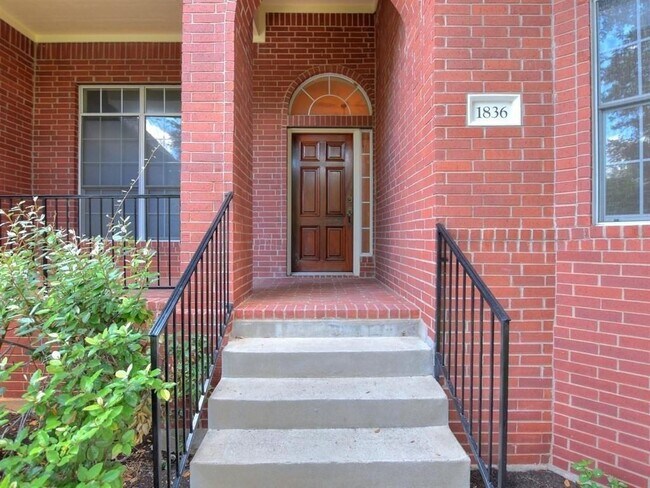 1836 Chasewood Dr in Austin, TX - Building Photo - Building Photo