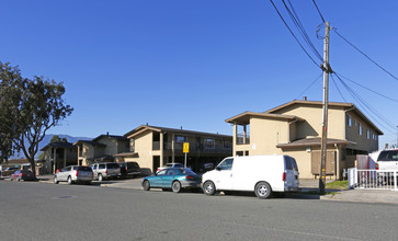 255 4th St in Soledad, CA - Foto de edificio - Building Photo