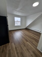 96 Mercer St-Unit -Apt 3 in Wallington, NJ - Building Photo - Building Photo