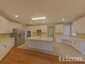 275 Lawrence Pl in Atlanta, GA - Foto de edificio - Building Photo