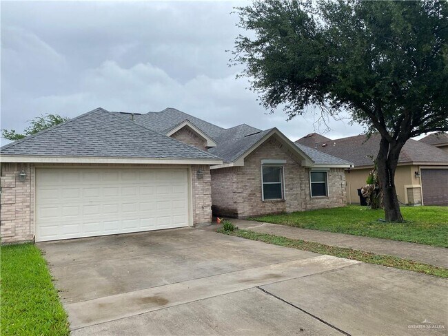 4612 Zinnia Ave in McAllen, TX - Building Photo - Building Photo