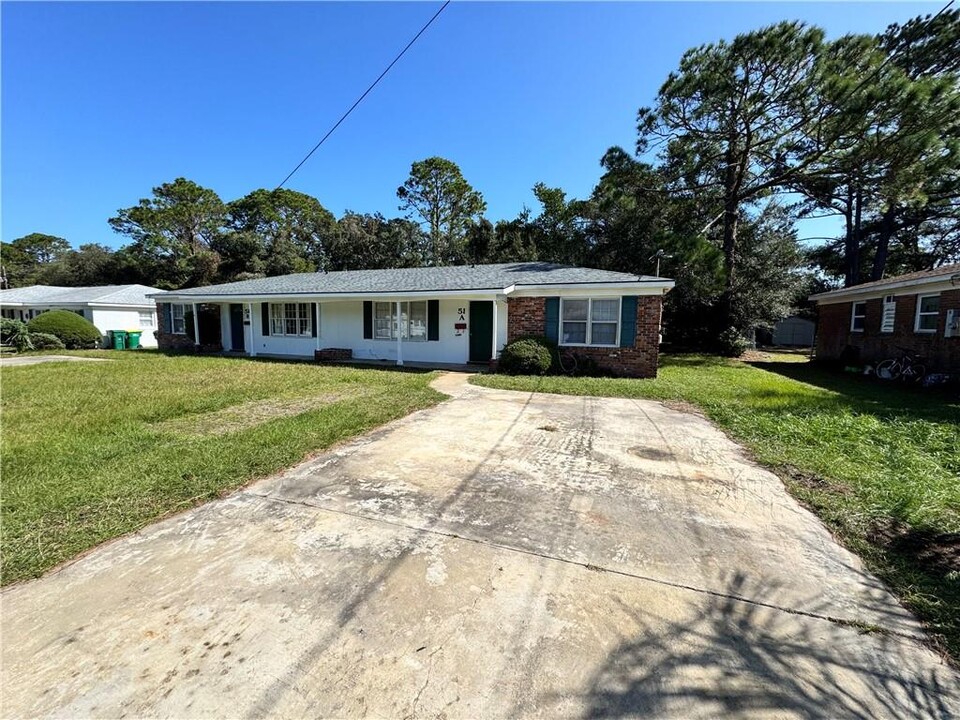 51 Lanier Rd in Jekyll Island, GA - Building Photo