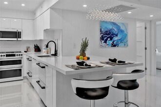 2501 S Ocean Dr, Unit 1515 in Hollywood, FL - Foto de edificio - Building Photo