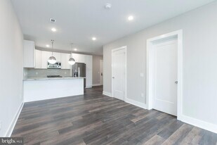 45 W Haines St, Unit 307 in Philadelphia, PA - Building Photo