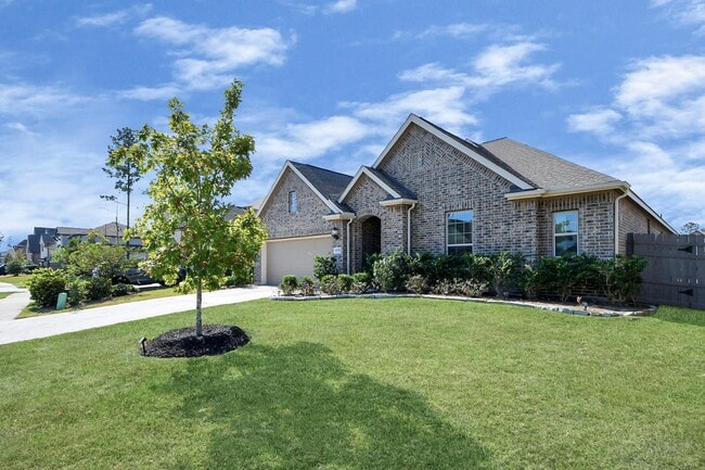 17770 Misty Brk Ln in Woodloch, TX - Building Photo - Building Photo
