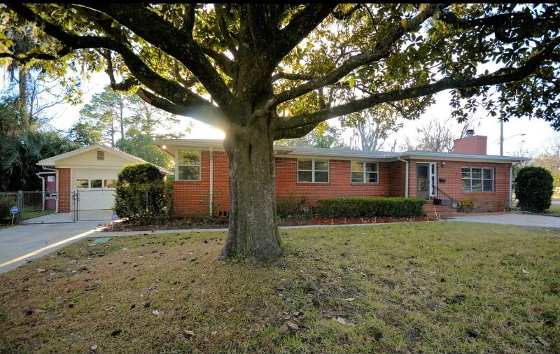 2204 Tegner Dr in Jacksonville, FL - Building Photo