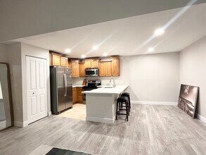 5571 Baywater Dr in Tampa, FL - Building Photo - Building Photo
