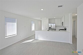 1838 Musk Rose in Converse, TX - Building Photo - Building Photo