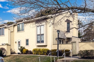 Greate Bay Country Club in Somers Point, NJ - Building Photo - Building Photo