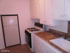1211 Wells Pl in Kalamazoo, MI - Building Photo - Building Photo