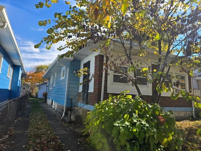 709 N Drexel Ave in Indianapolis, IN - Building Photo - Building Photo