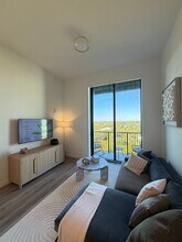 91 NW 26th St, Unit B11 in Miami, FL - Foto de edificio - Building Photo