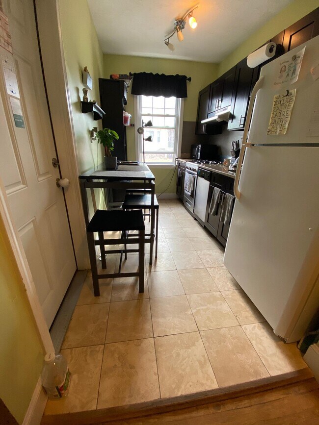 22 Chiswick Rd, Unit 9 in Boston, MA - Building Photo - Building Photo