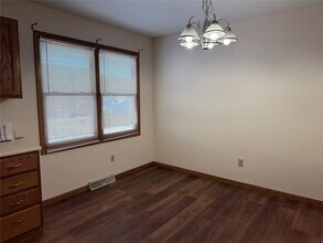 4024 Canterbury Dr in Erie, PA - Building Photo - Building Photo