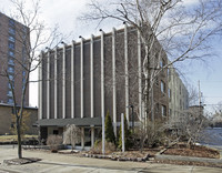 The Cambridge Place in Milwaukee, WI - Foto de edificio - Building Photo