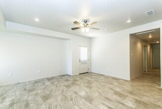 6903 67th St in Lubbock, TX - Building Photo - Building Photo