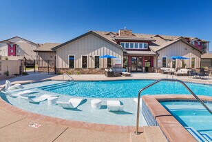 Retreat at Patriot Park in Colorado Springs, CO - Building Photo
