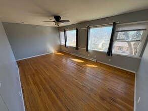 3718-3718 NW 51st St in Lincoln, NE - Building Photo - Building Photo