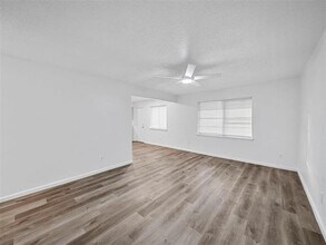 3633 Edgewood Dr in Garland, TX - Building Photo - Building Photo