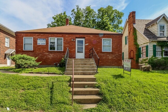 1110 Hamilton Way in Columbia, MO - Building Photo - Building Photo