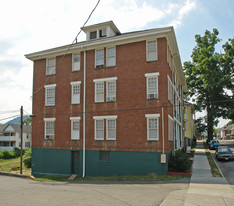 716 4th St SW Apartments