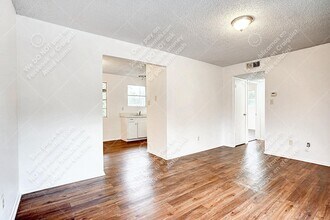 726 Old Martindale Rd in San Marcos, TX - Building Photo - Building Photo