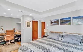 60 Longwood Ave, Unit 208 in Brookline, MA - Building Photo - Building Photo