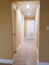 19811 NE 10th Pl in Miami, FL - Building Photo - Building Photo