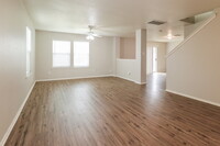 12411 Grossmount Dr in Houston, TX - Building Photo - Building Photo