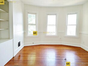 82 Fisher Ave in Boston, MA - Building Photo - Building Photo
