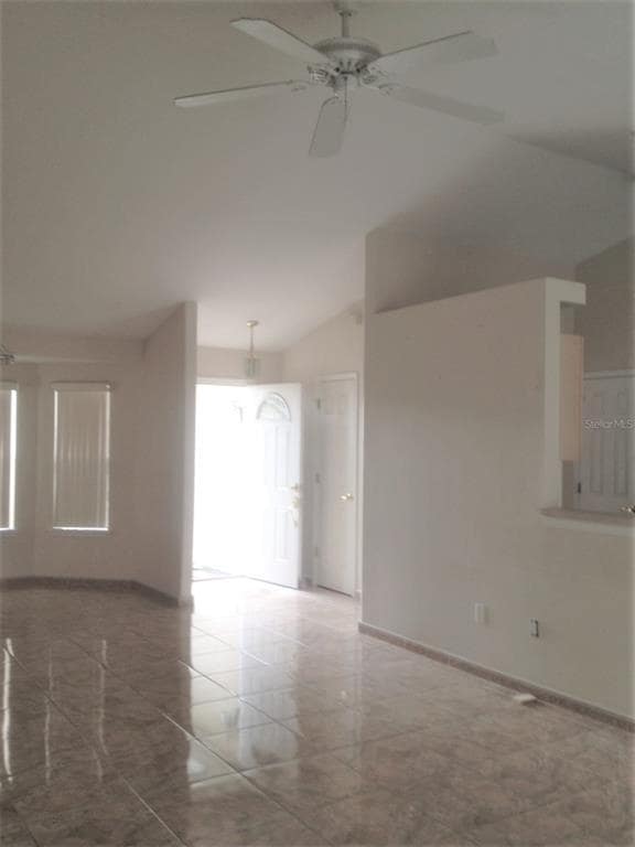 8000 Aspencrest Ct in Orlando, FL - Building Photo - Building Photo